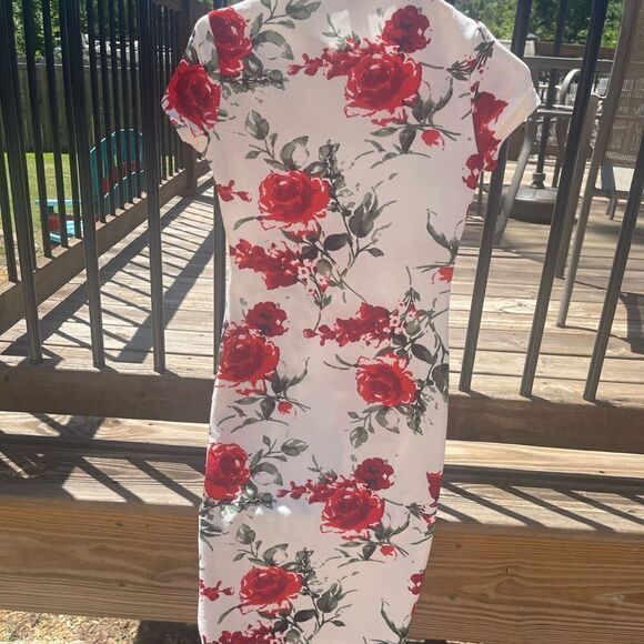 Shein floral dress  - Picture 3 of 4